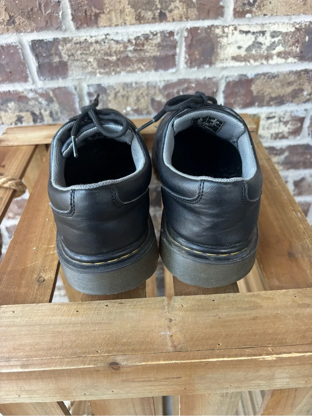 Dr. Martens Kent AW004 Black Leather 3-Eye Oxford Shoes Size 9M/10W